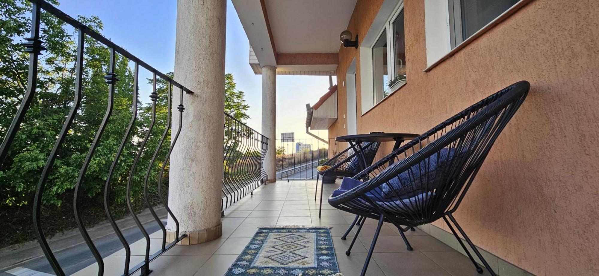 Hillside Hotel Oradea Ngoại thất bức ảnh