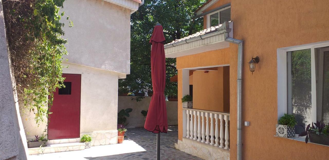 Hillside Hotel Oradea Ngoại thất bức ảnh